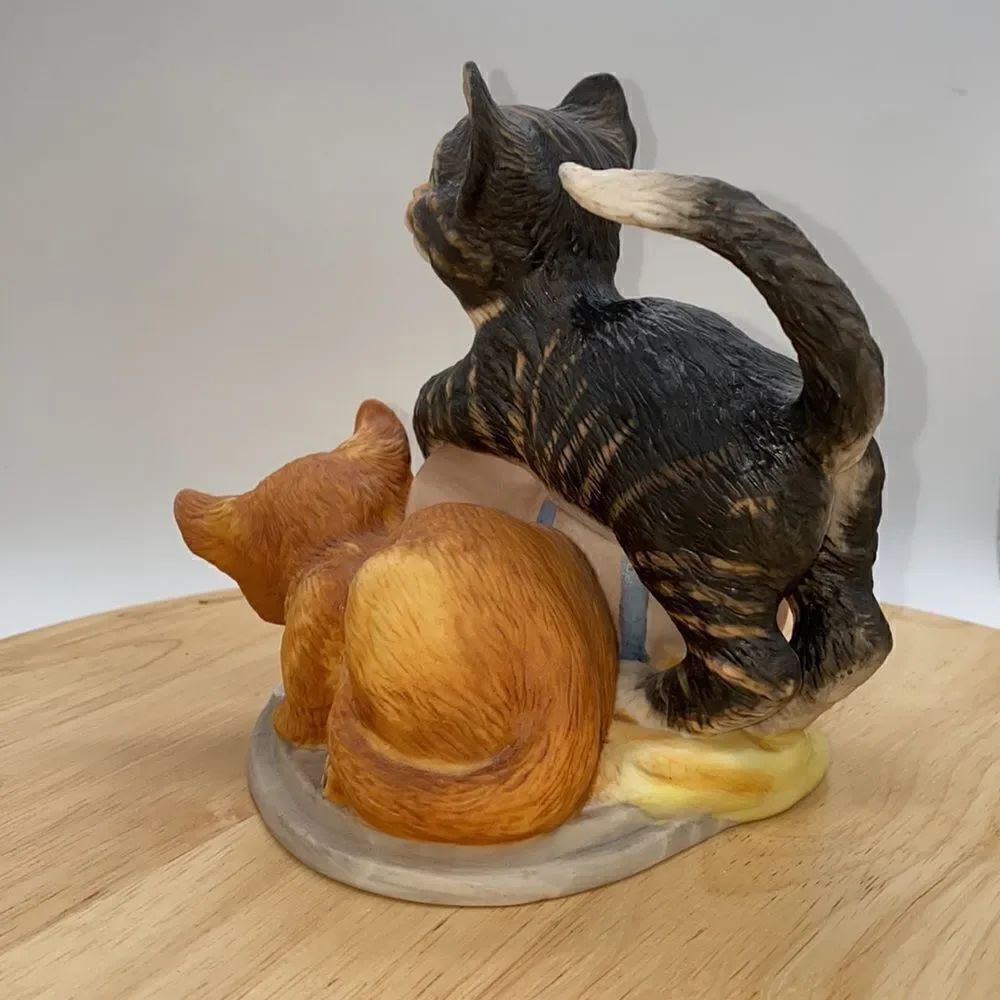 "Mischief" by Gail Ferretti for the Franklin Mint 1986 Kitty Cats - Picture 6 of 12